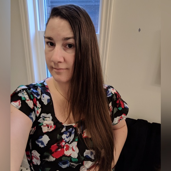 Meet your Posher, Amanda - Picture 1 of 1